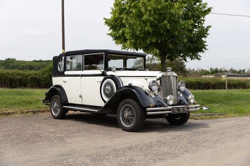 1991 Car Bodies Landaulette In vendita (immagine 4 di 201)