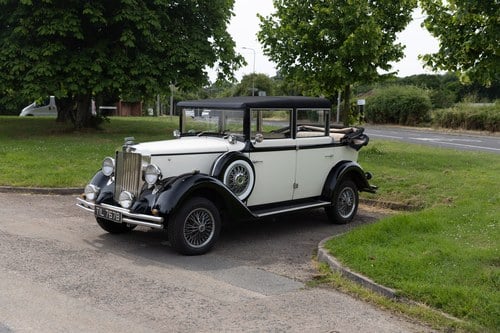 1991 Car Bodies Landaulette In vendita (immagine 29 di 201)