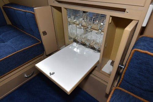 1972 Carlight Continental four-berth caravan For Sale (picture 24 of 80)