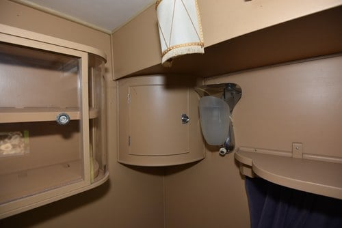 1972 Carlight Continental four-berth caravan For Sale (picture 33 of 80)