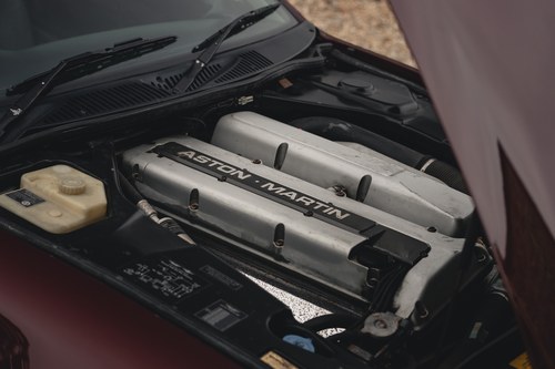 1995 Aston Martin DB7 i6 zum Verkauf (Bild 186 von 259)
