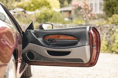 1995 Aston Martin DB7 i6 zum Verkauf (Bild 32 von 259)