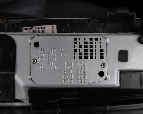 1997 Mercedes-Benz E55 AMG (W210) à vendre (picture 100 of 110)