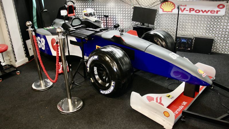 2022 F1 Simulator In vendita (immagine 1 di 65)
