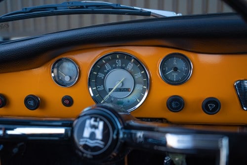 1970 Volkswagen Karmann Ghia LHD For Sale (picture 34 of 239)
