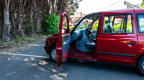 1999 London Taxis International TX1 Millennium edition En venta (imagen 64 de 184)