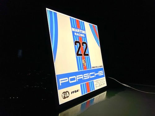 NO RESERVE - Martini Racing Porsche Sign zum Verkauf (Bild 5 von 29)