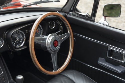 1973 MGB Roadster zum Verkauf (Bild 37 von 124)