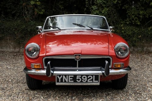 1973 MGB Roadster zum Verkauf (Bild 3 von 124)