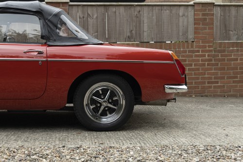 1973 MGB Roadster zum Verkauf (Bild 80 von 124)
