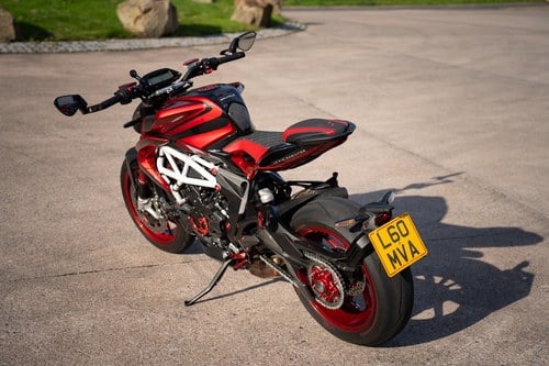 2019 MV Agusta Brutale 800RR Lewis Hamilton Edition 060/144 In vendita (immagine 7 di 90)