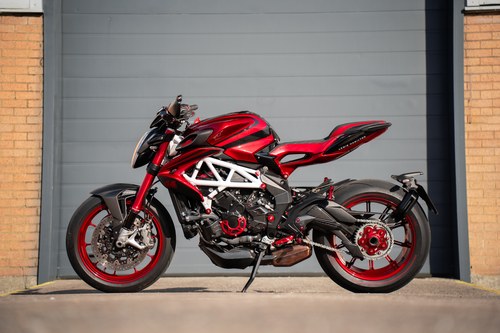 2019 MV Agusta Brutale 800RR Lewis Hamilton Edition 060/144 In vendita (immagine 1 di 90)