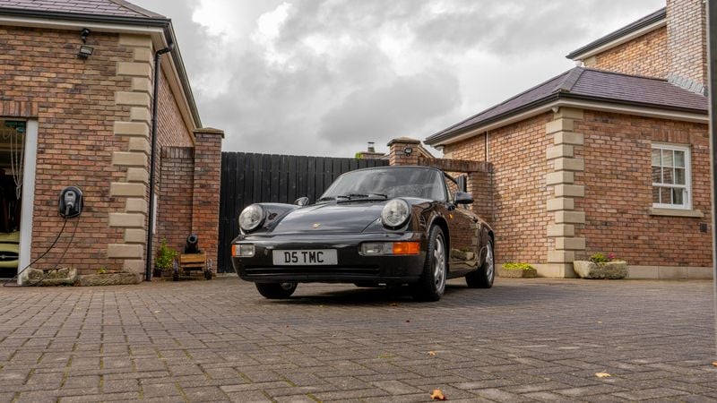 1991 Porsche 911 (964) Targa In vendita (immagine 1 di 89)