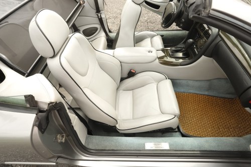 2001 Aston Martin DB7 V12 Vantage LHD For Sale (picture 81 of 242)