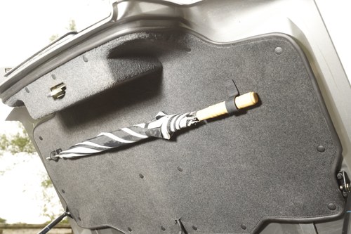 2001 Aston Martin DB7 V12 Vantage LHD For Sale (picture 146 of 242)