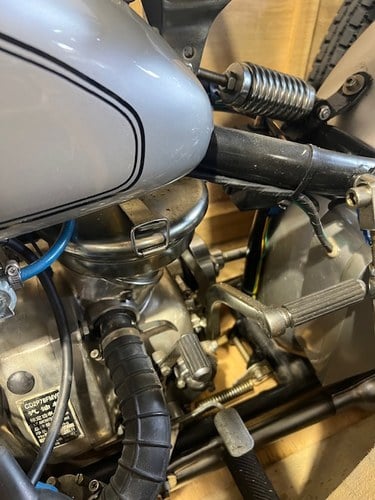 1962 Chang Jiang CJ-750 motorcycle and sidecar outfit In vendita (immagine 12 di 25)