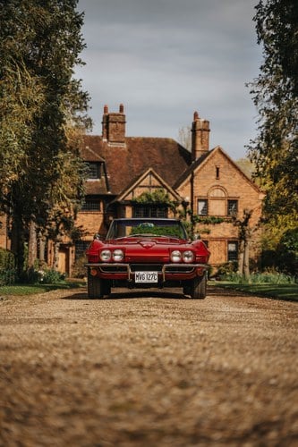 1965 Chevrolet Corvette Stingray 327 Convertible (C2) In vendita (immagine 2 di 101)