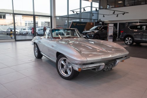 1964 Chevrolet Corvette Sting Ray Convertible 327 C2 Te koop (foto 2 van 178)