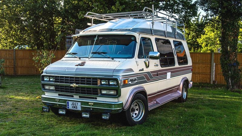 1992 G20 Chevrolet Turtle Top Day Van For Sale (picture 1 of 51)