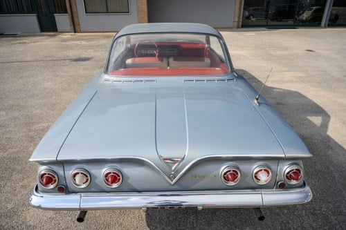 1961 Chevrolet Impala Sport Coupe In vendita (immagine 30 di 152)