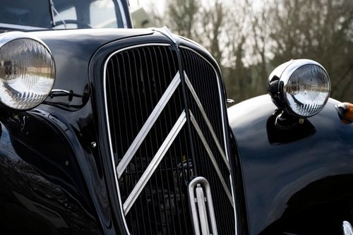 1955 Citroen Traction Avant zum Verkauf (Bild 91 von 174)
