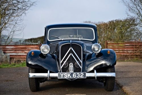 1955 Citroen Traction Avant zum Verkauf (Bild 6 von 174)
