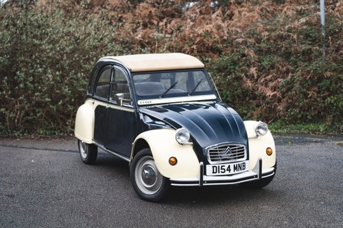 1986 Citroen 2CV Dolly Blueberries and Cream In vendita (immagine 11 di 126)