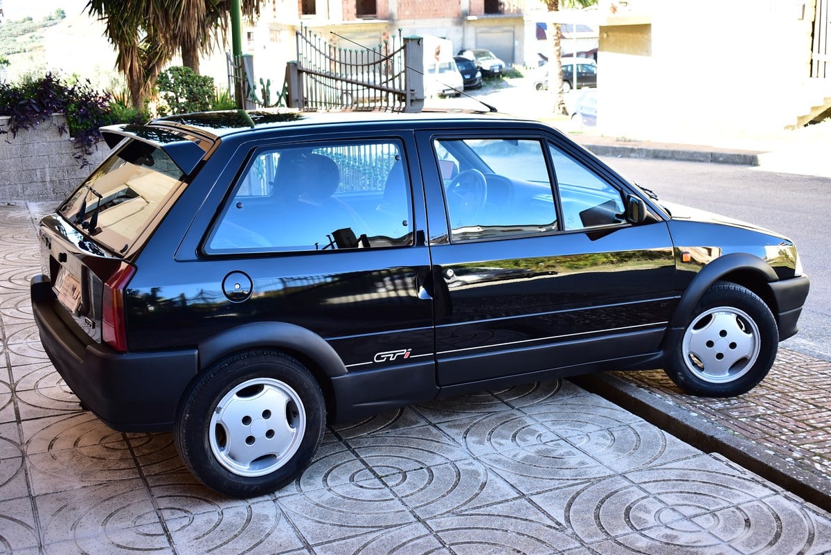 Citroën AX GTI Rouge Griotte KKS 1991 Citroën AX GTI Rouge Griotte KKS 1991