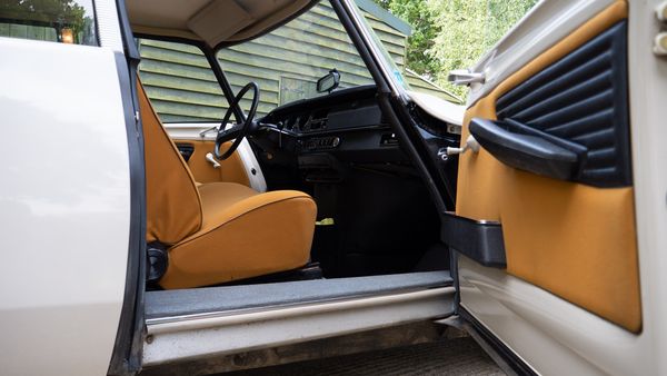 1971 Citroen D Super 5-Speed For Sale (picture :index of 71)