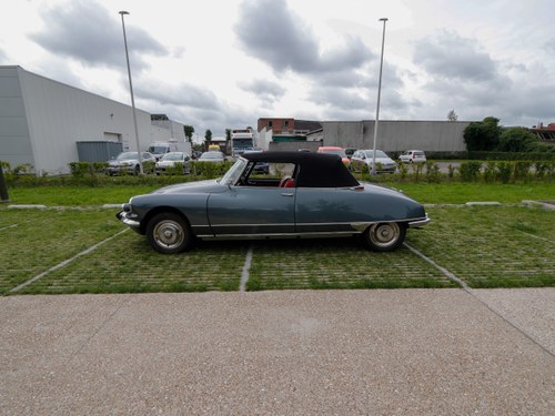1963 Citroen DS19M Cabriolet Te koop (foto 19 van 147)