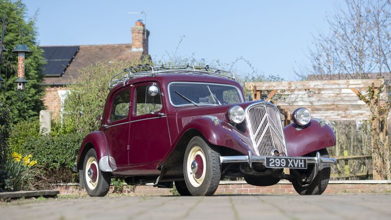 1955 Citroen Traction Avant 11B For Sale (picture 1 of 201)