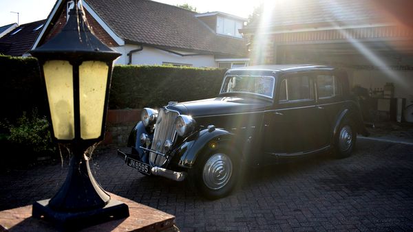 1935 Crossley Regis Six Saloon For Sale (picture :index of 10)