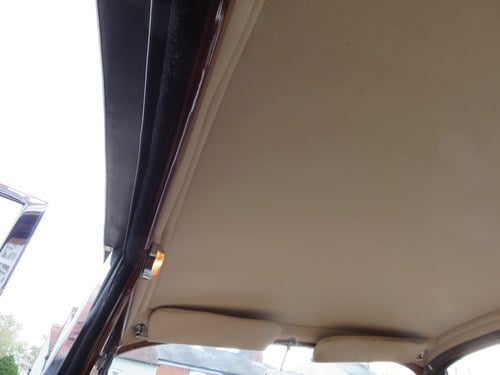 1967 Daimler 250 V8 En venta (imagen 40 de 81)