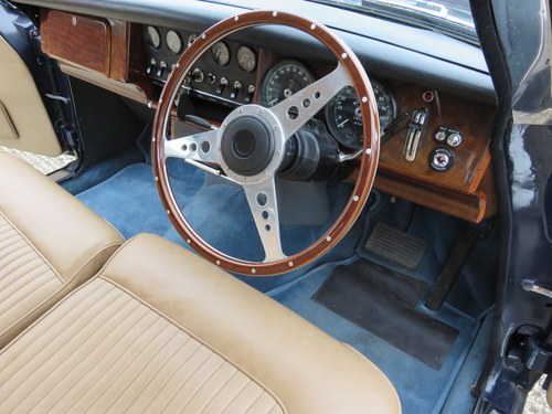 1967 Daimler 250 V8 En venta (imagen 25 de 81)