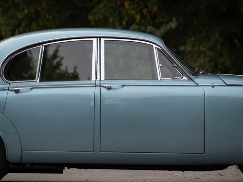 1968 Daimler 250 V8 à vendre (picture 136 of 303)