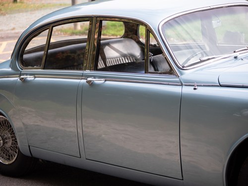 1968 Daimler 250 V8 à vendre (picture 157 of 303)