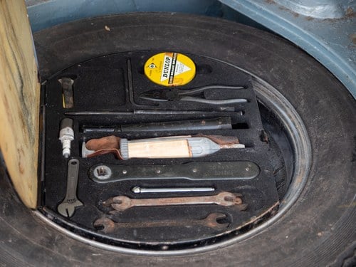 1968 Daimler 250 V8 à vendre (picture 128 of 303)