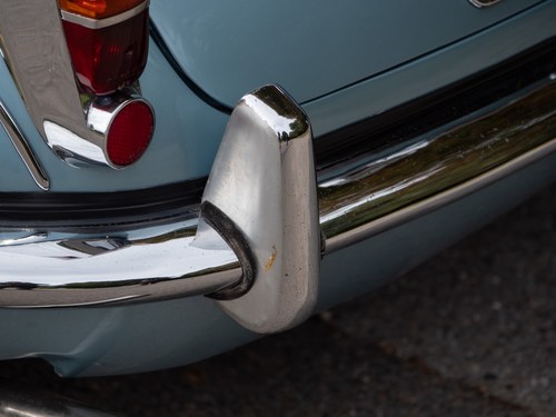 1968 Daimler 250 V8 à vendre (picture 170 of 303)