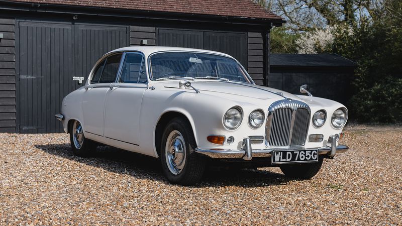 1969 Daimler 420 For Sale (picture 1 of 174)
