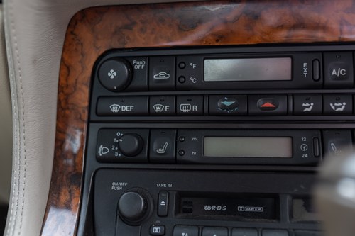 1995 Daimler Sovereign (LWB) till salu (bild 71 av 158)