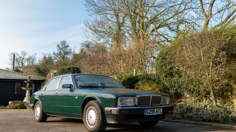 1990 Daimler 4.0 (XJ40) For Sale (picture :index of 3)