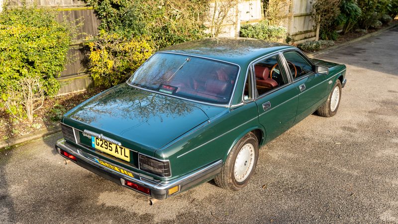 1990 Daimler 4.0 (XJ40) For Sale (picture :index of 6)