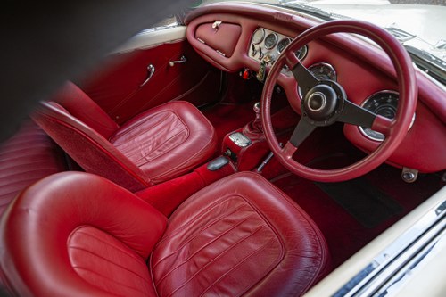 1964 Daimler Dart SP250 In vendita (immagine 40 di 244)