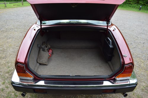 1989 Daimler Double Six à vendre (picture 71 of 142)