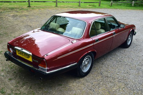 1989 Daimler Double Six à vendre (picture 17 of 142)