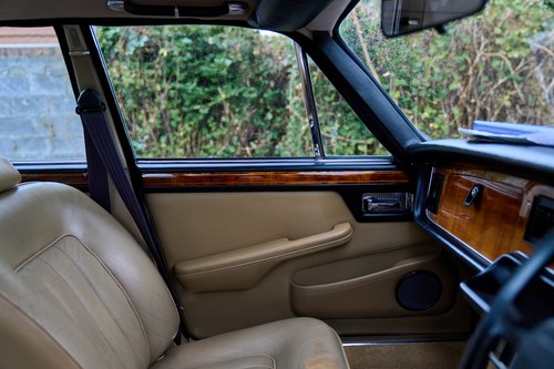 1974 Daimler Double Six Vanden Plas In vendita (immagine 67 di 138)