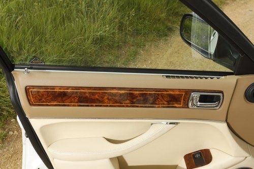 1996 Daimler Double-Six LWB Te koop (foto 60 van 194)