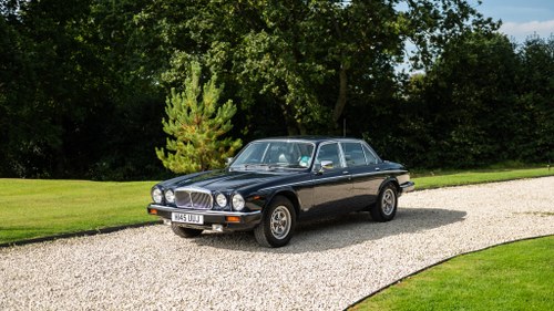 1991 Daimler Double Six In vendita (immagine 2 di 203)