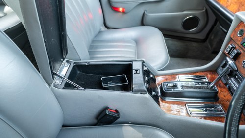 1991 Daimler Double Six In vendita (immagine 36 di 203)