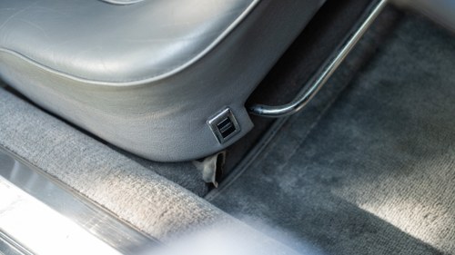 1991 Daimler Double Six In vendita (immagine 42 di 203)